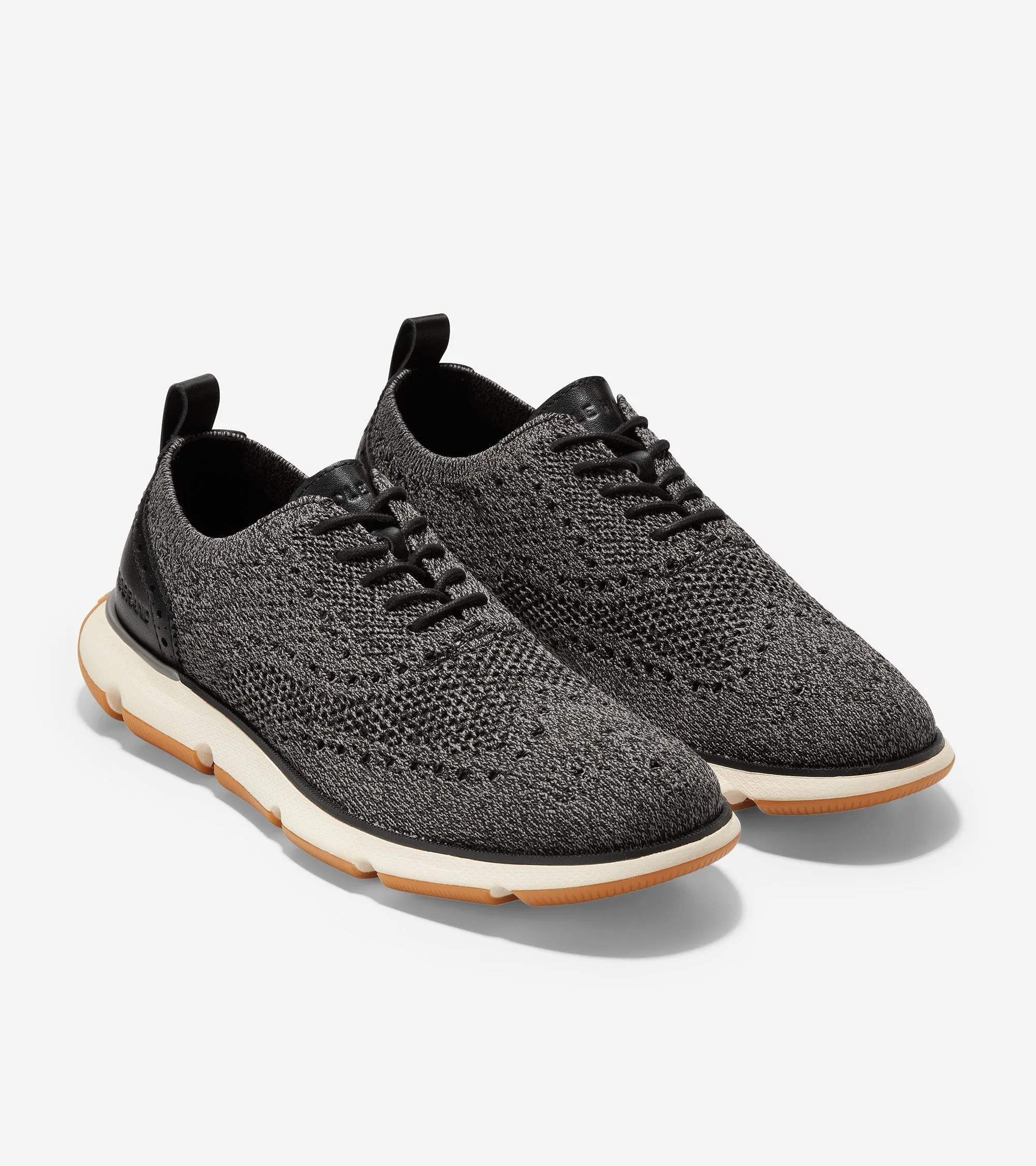 4.ZERØGRAND Stitchlite Oxford