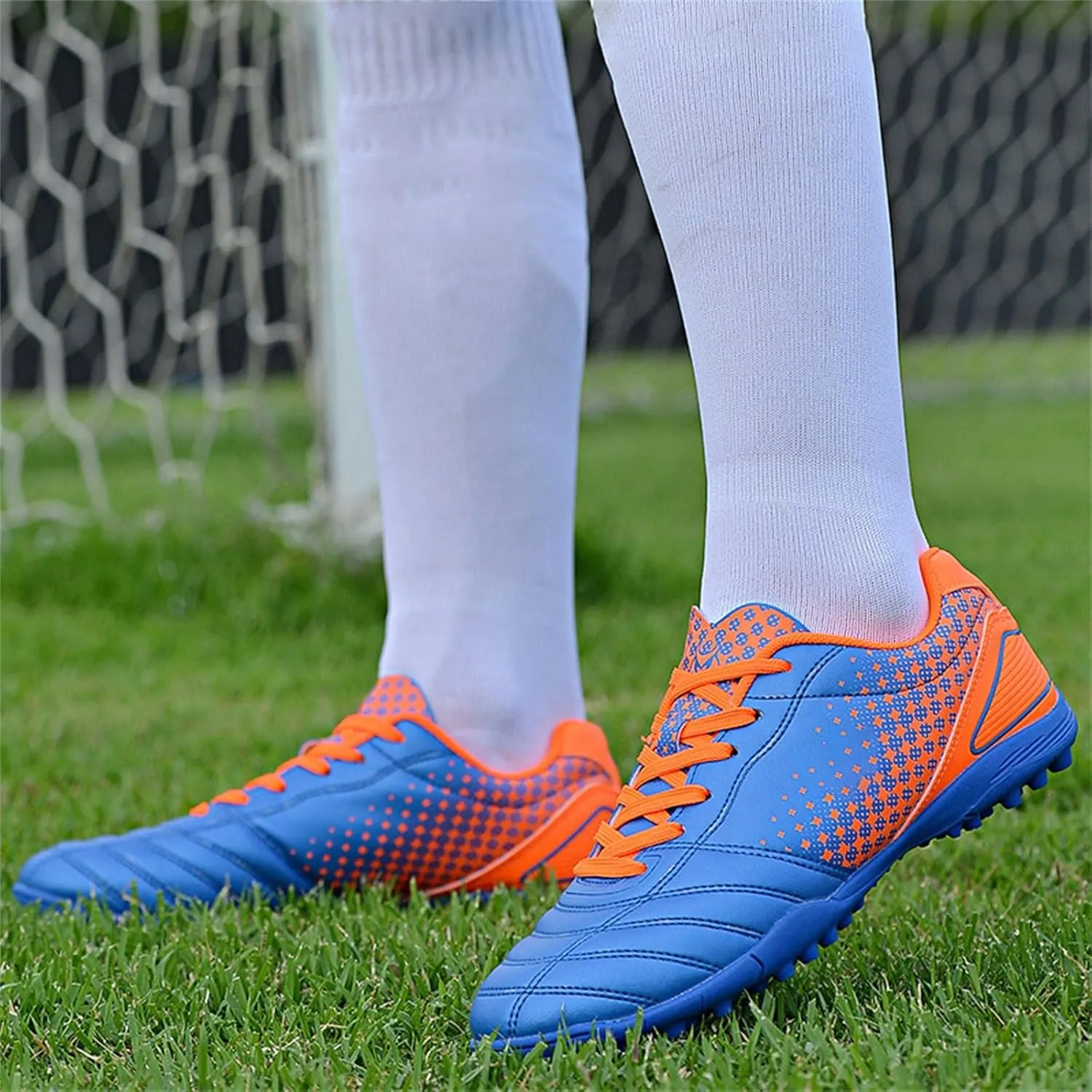 Boys Soccer Football Cleats Shoes Kids Running Training Shoes Teenager Indoor Outdoor Football Shoes Sneakers