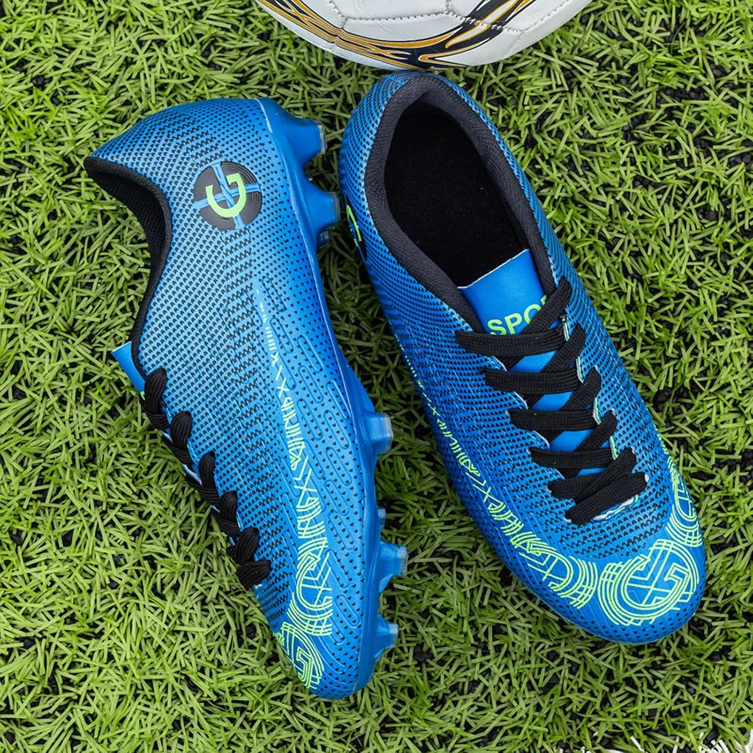 CERYTHRINA Kids Athletic Soccer Shoes Boys Girls Professional Football Shoes Mens Youth Comfortable and Breathable Football Cleats Training Sneakers