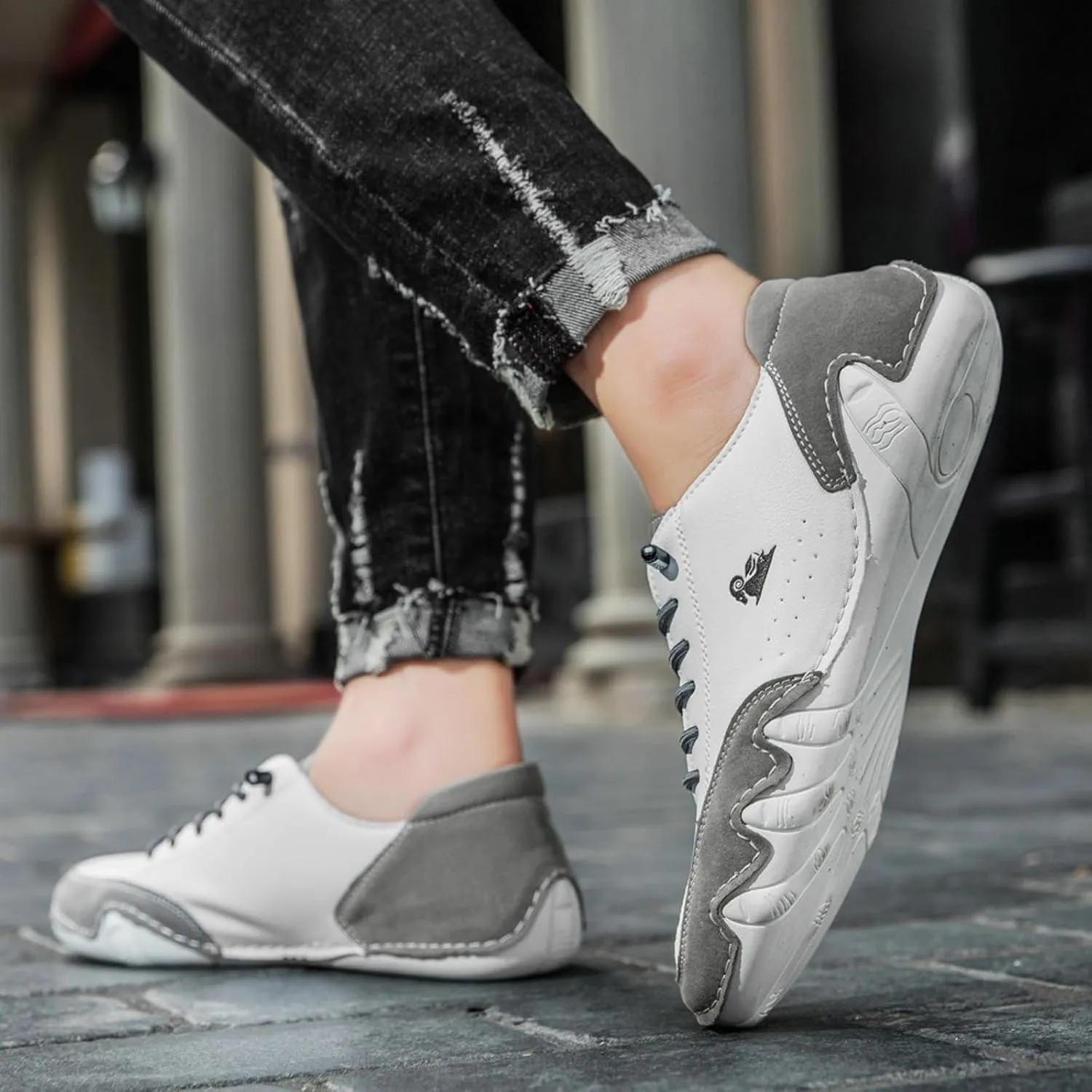 Driving Shoes for Women Comfortable Casual Slip On Shoes Anti-Slip Sports Walking Shoe Low Top Hike Footwear Retro Lightweight Breathable Outdoor Sneakers Fashion Athletic Sneaker