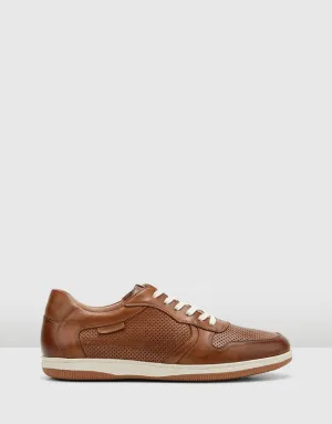 Hush Puppies Danny Lace Up Leather Sneaker