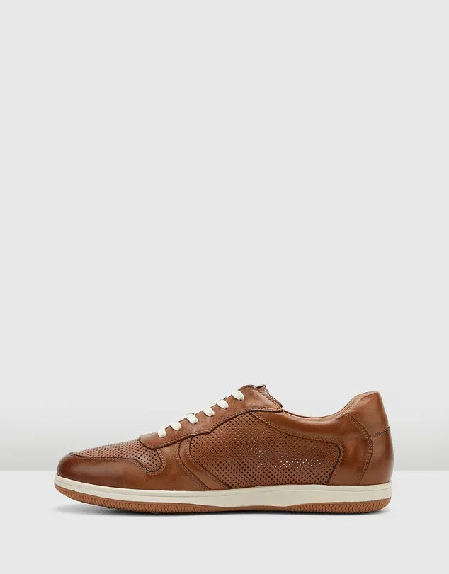 Hush Puppies Danny Lace Up Leather Sneaker