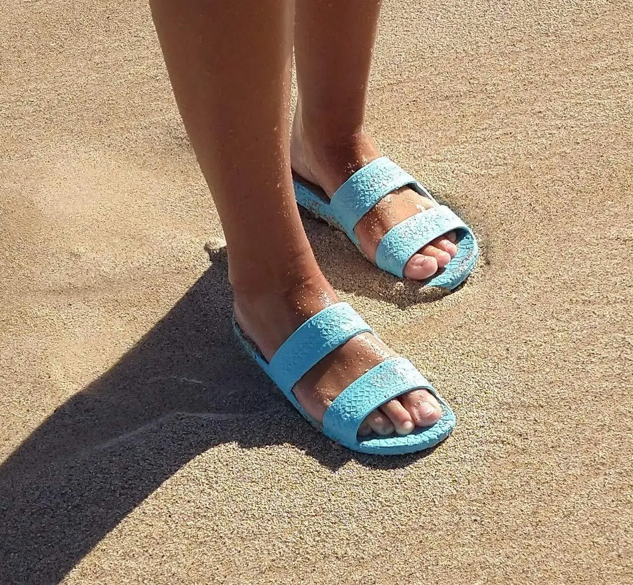 J-Slips Kids Sandals - Comfortable Boys and Girls Jesus Jandals for Beach and Summer - Waterproof Hawaiian Slides in 12 Colors, Sandalias