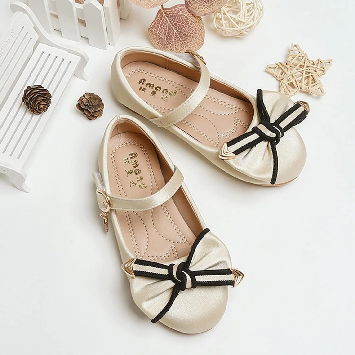 Little Girls Loafers Big Bow Tie Flat Adjustable Strap Shoes with Metal Buckle and Pendant Decoration