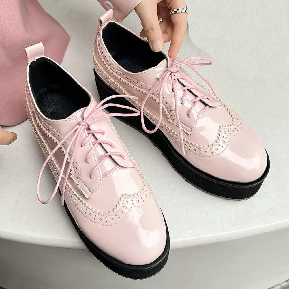 LUXMAX Women Platform Wedge Oxford Shoes Patent Leather Lace Up Wingtip Vintage Pumps