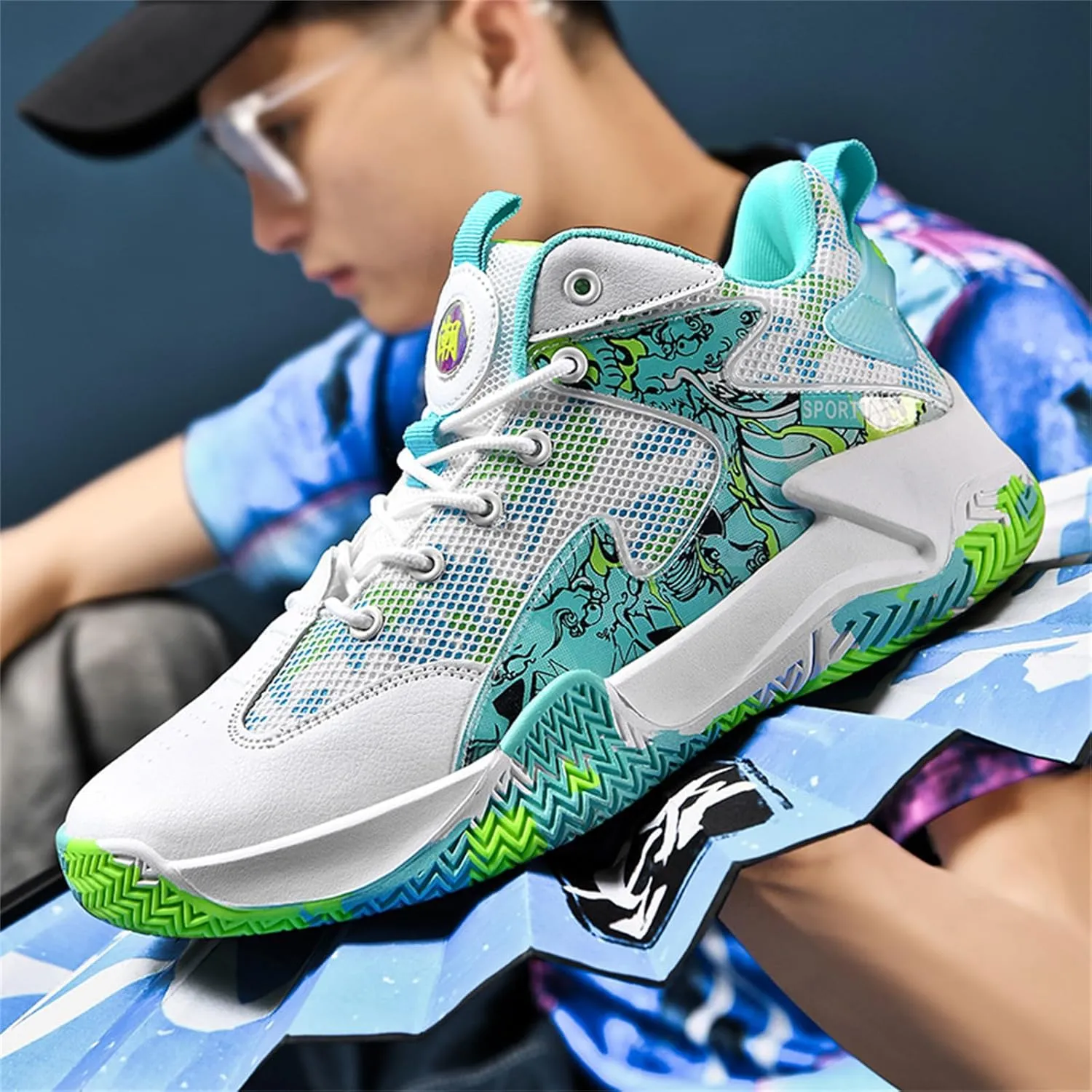 Men's Breathable Mesh Lace Up Basketball Shoes Fashion High-Top Non-Slip Sneakers Casual Gym Sports Tennis Jogging Shoes