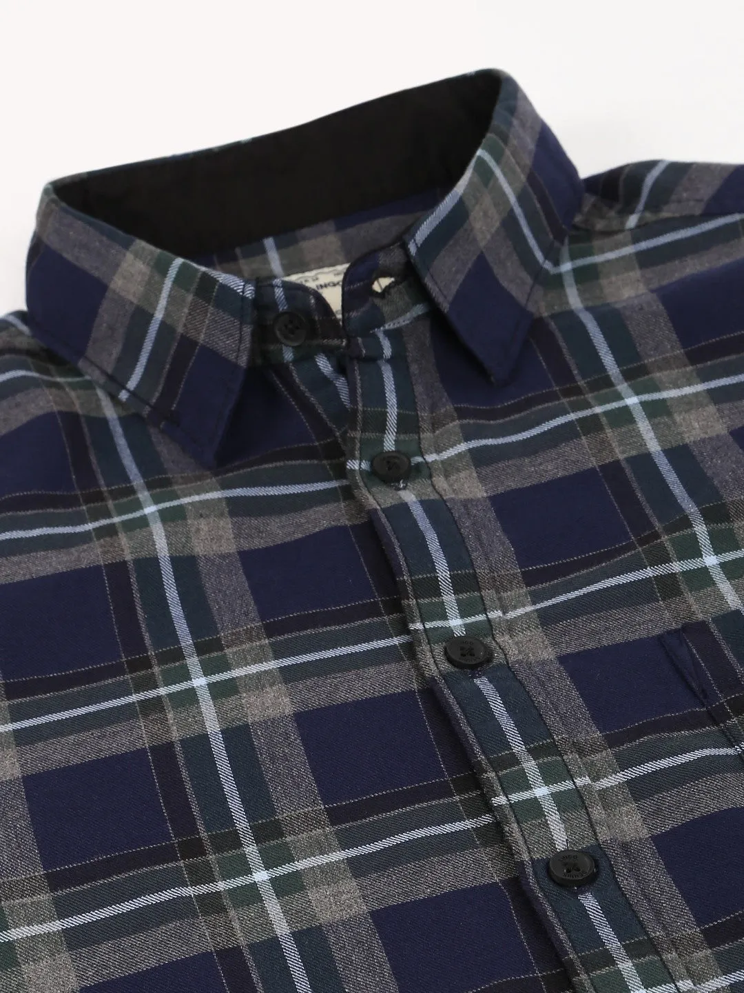 Men's Button Down Collar Slim Fit Checks White Casual Shirt