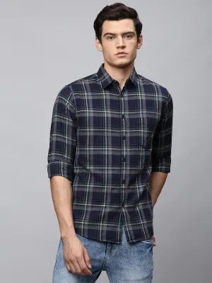 Men's Button Down Collar Slim Fit Checks White Casual Shirt