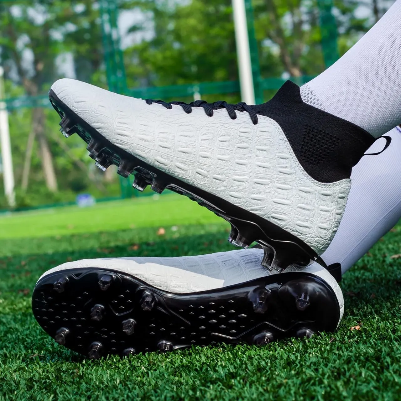 Men's High-Top Soccer Cleats for Youth & Kids ?C Lightweight Football Cleats for Firm Ground & Turf ?C Durable Training Futsal Shoes, Athletic Boys' Football Shoes for Indoor & Outdoor Play