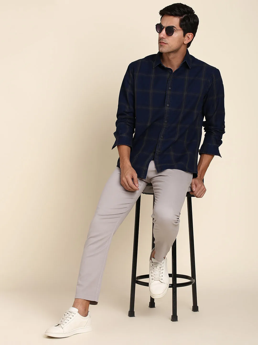 Men's Slim Fit Green Checkered Spread Collar & Full Sleeves Casual Shirt