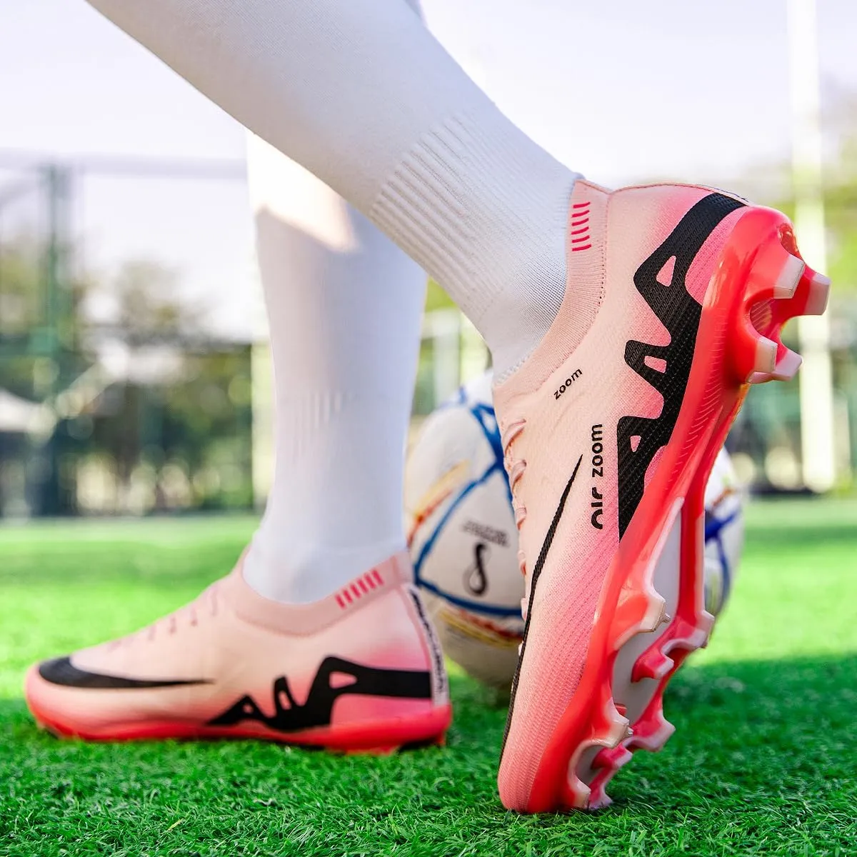 Mens Soccer Cleats Outdoor AG/FG/TF Professional Football Shoes Lightweight Breathable Youth Boys Athletic Training Sneakers