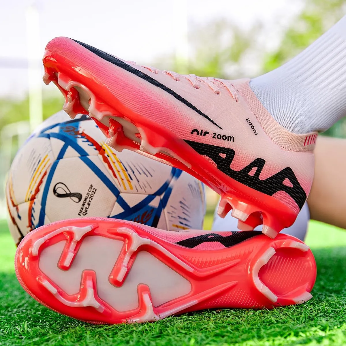 Mens Soccer Cleats Outdoor AG/FG/TF Professional Football Shoes Lightweight Breathable Youth Boys Athletic Training Sneakers