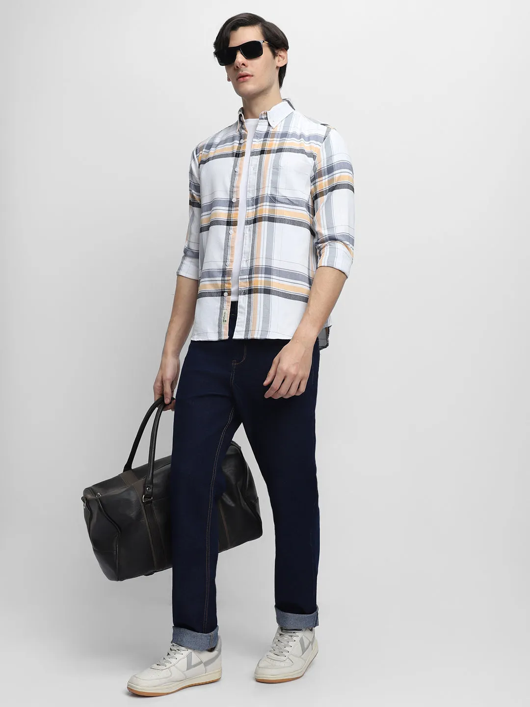 Men's White Slim Fit Checked Pure Cotton Casual Shirt