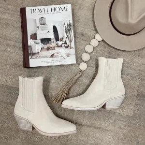Rowe Suede Boot - Nougat